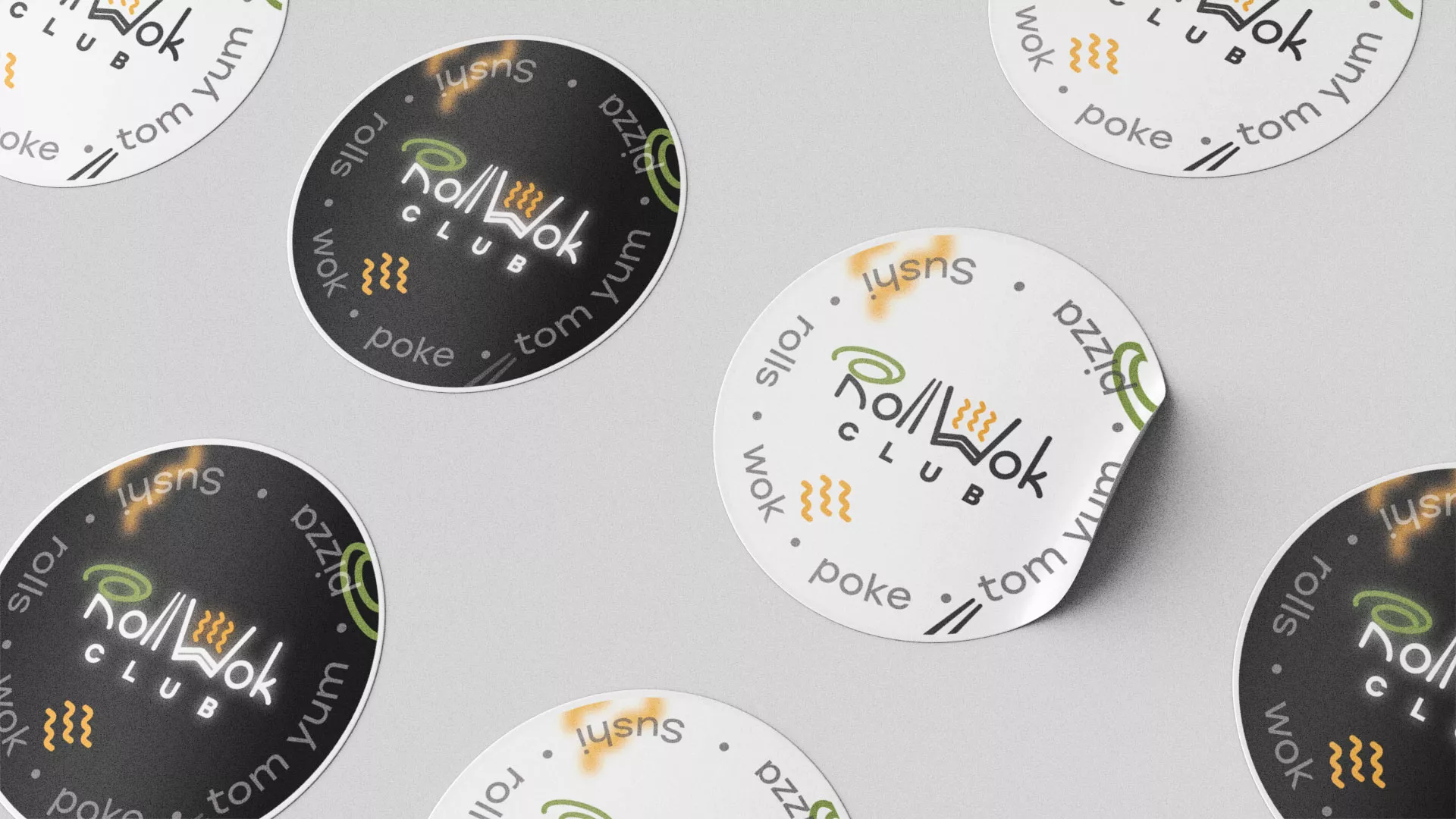 Разработка наклеек для суши-бара «Roll Wok Club» в Сураже